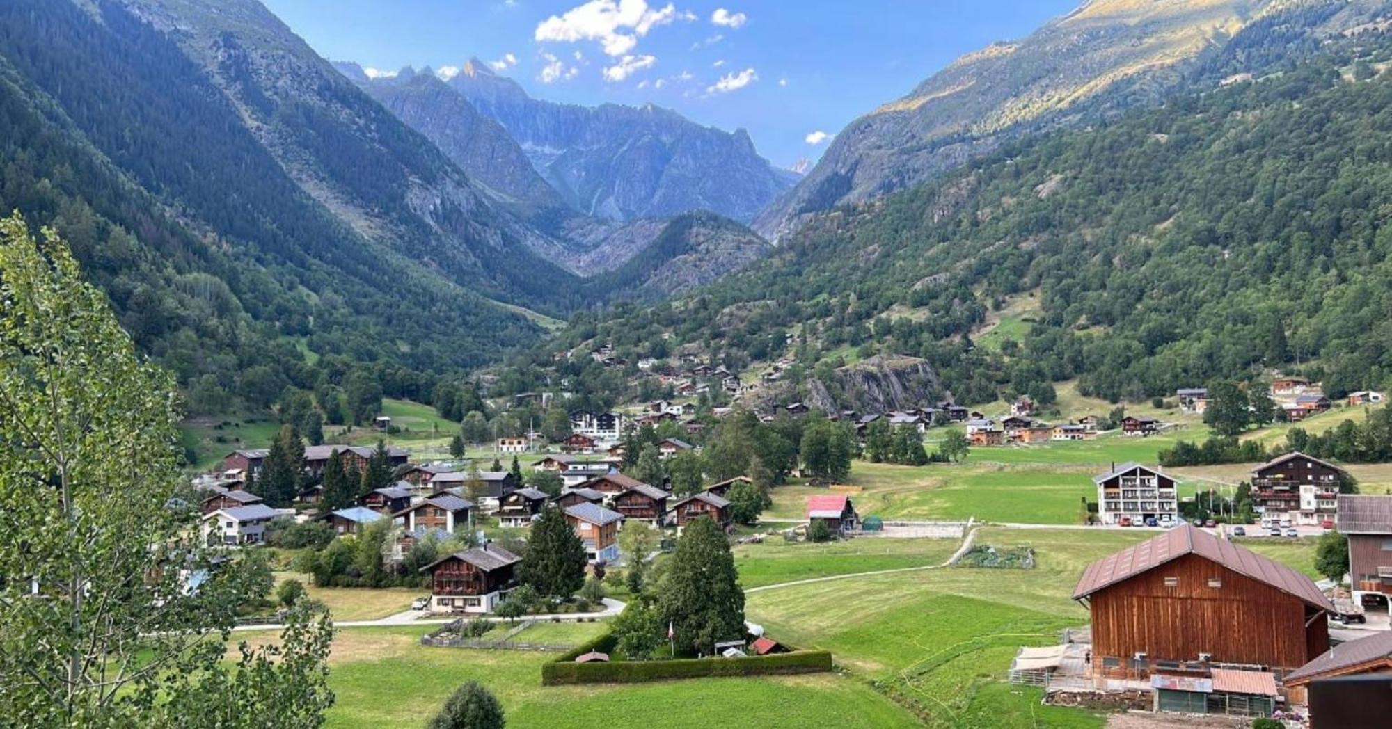 Chalet Carpe Diem Fieschertal ภายนอก รูปภาพ